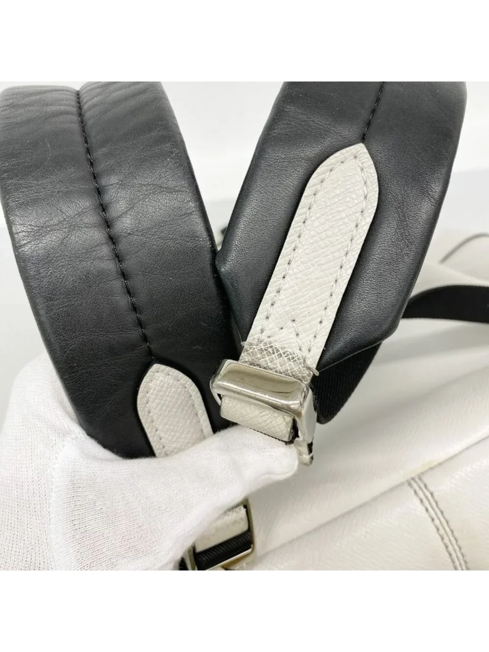 Louis Vuitton Backpack Taigarama Discovery PM Blanc